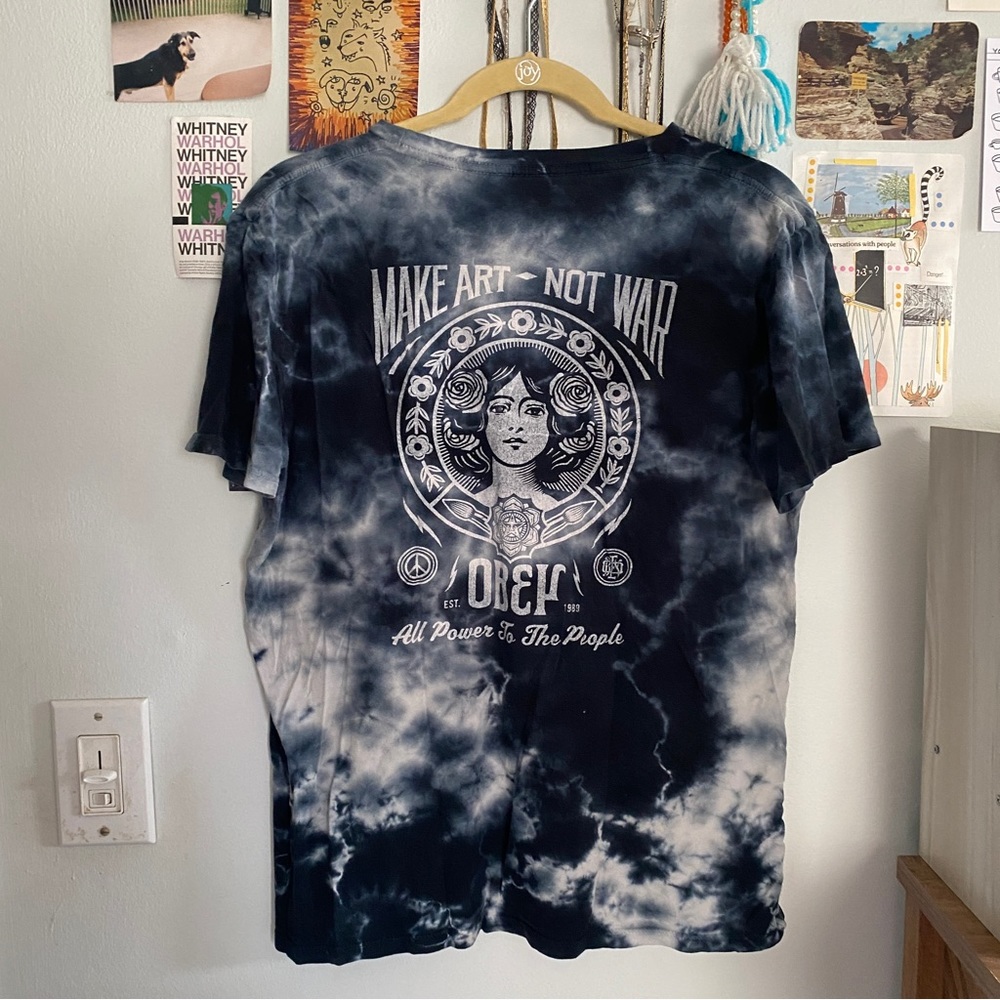 obey t shirt